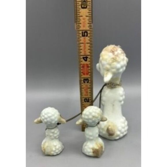 Vtg Ceramic Poodle Dog Figurines Chain Leash‎ Mom & 2 Puppies - Picture 5 of 7